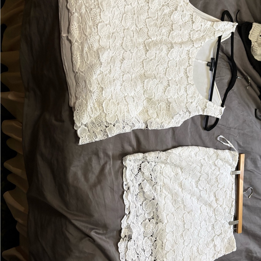le chateau White Floral Lace Two-Piece Set